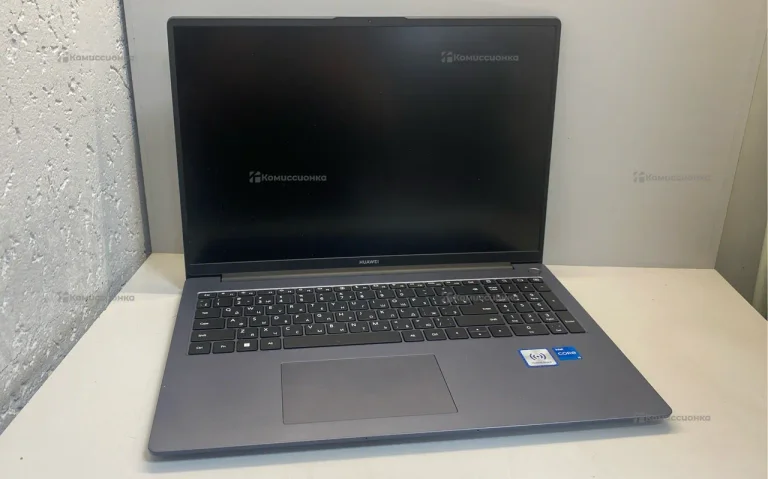 Ноутбук  huawei mate book d16