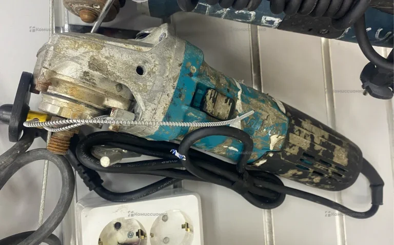 УШМ Makita GA5090.