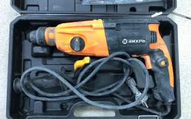 Перфоратор ВИХРЬ П-900К