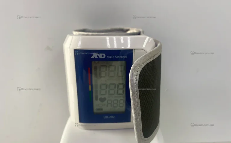 Тонометр запястный A&D UB-202