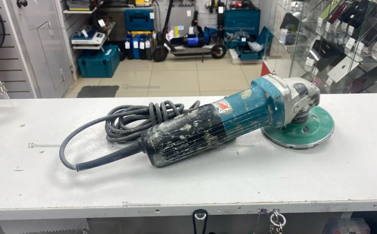 УШМ makita GA5040C
