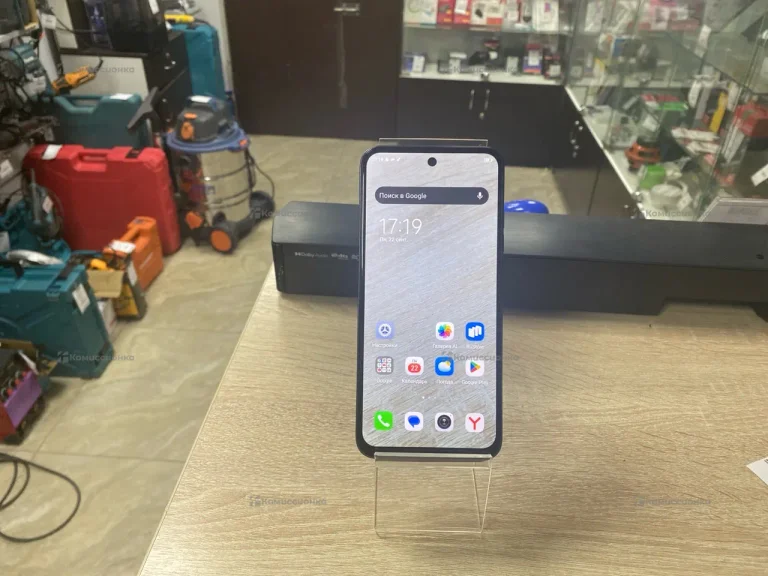 Tecno Spark Go 1 4/128 ГБ