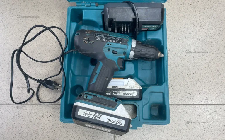 шуруповерт  makita DF488D
