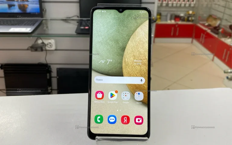 Samsung Galaxy A12 2/32 ГБ