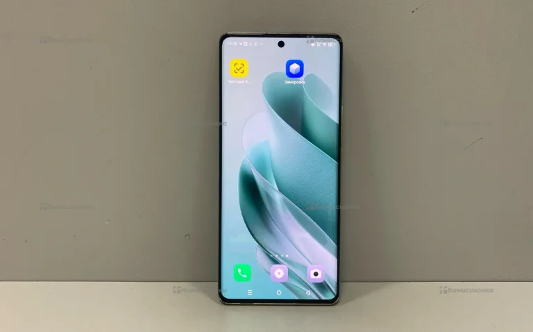 Infinix Zero 30 8/256 ГБ