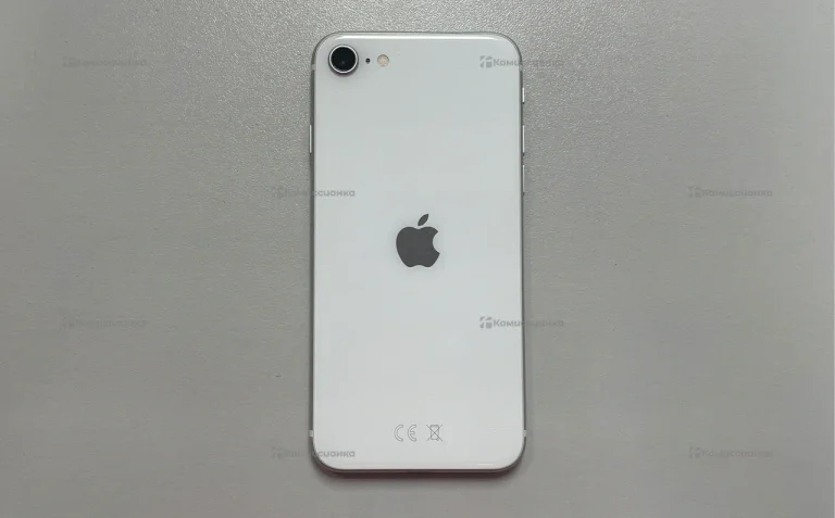 Apple iPhone SE (2020) 3/64 ГБ