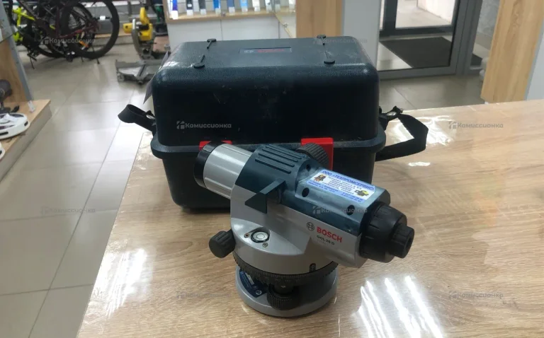 Оптический нивелир Bosch GOL 26 D Professional