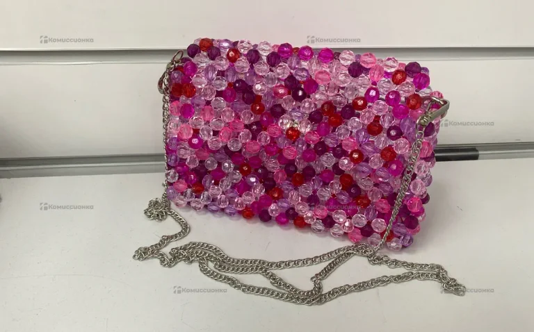 Сумка женская из бусин лиловая/красная/розовая