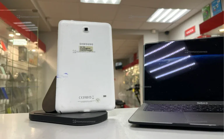 Планшет Samsung Galaxy tab 4.8.0 sm-t335 16gb