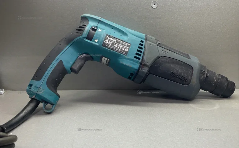 Перфоратор Makita HR2470 2024г