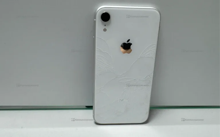 Apple iPhone XR 3/64 ГБ