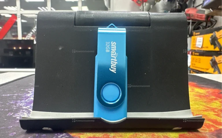 Внешний накопитель Smartbuy 32gb