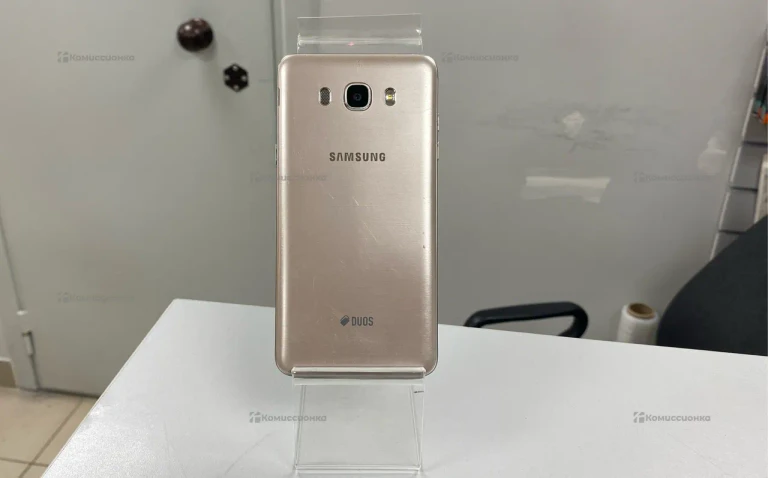 Samsung Galaxy J7 (2016) 2/16Gb