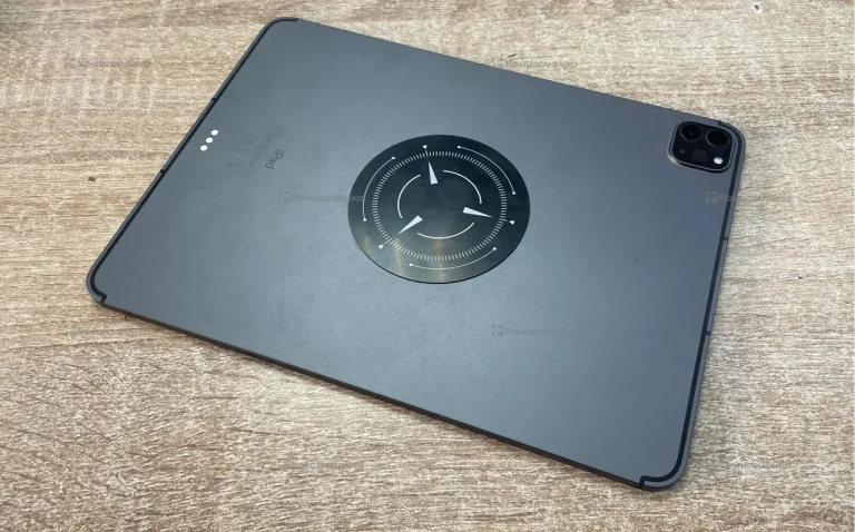 Планшет Apple IPad Pro 3 поколения 11-дюймов wi-fi