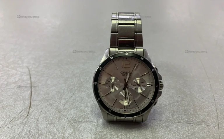 Часы  casio