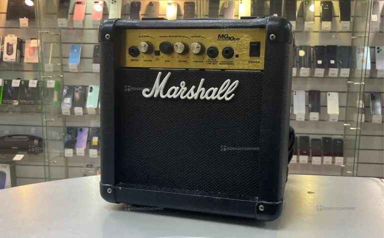 Комбоусилитель Marshall MG10 CD