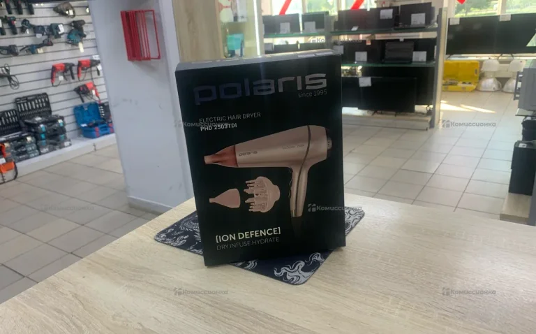 Фен Polaris