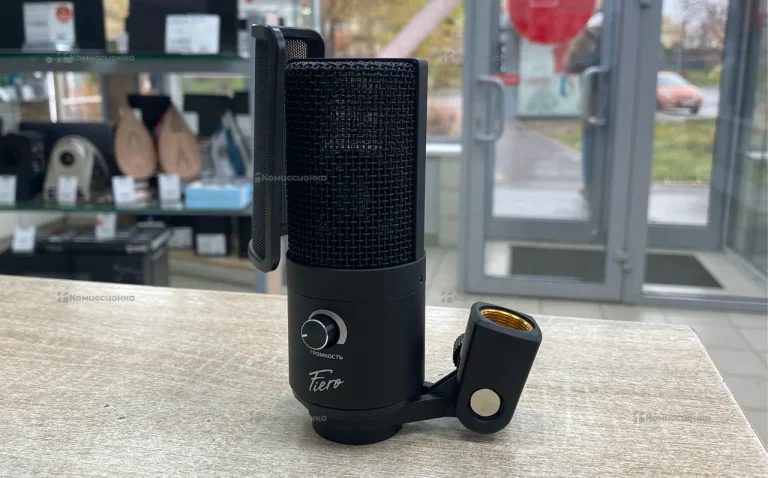 Микрафон Fiero Tone настолный