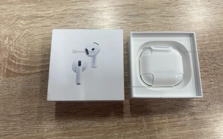 Наушники  AirPods 4