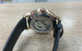 Часы  Emporio Armani