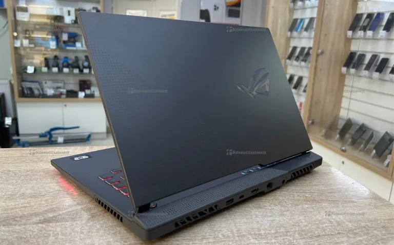 Ноутбук Asus ROG Strix G513IE