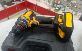 Шуруповерт DeWalt б/щ