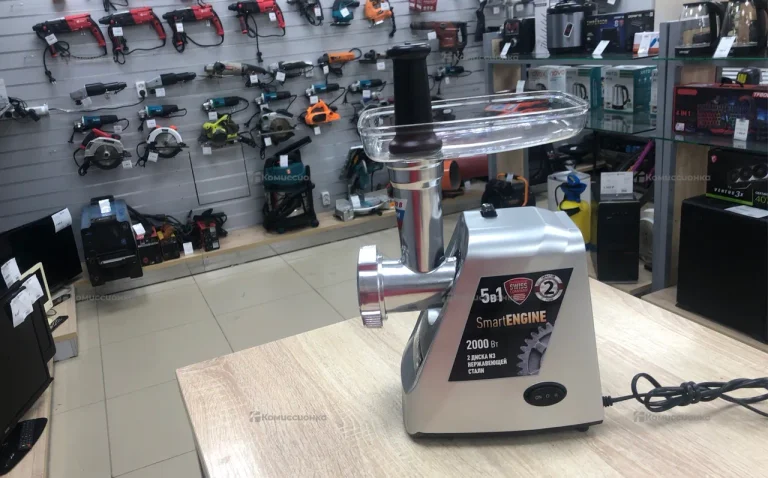 Мясорубка Polaris PMG 2050