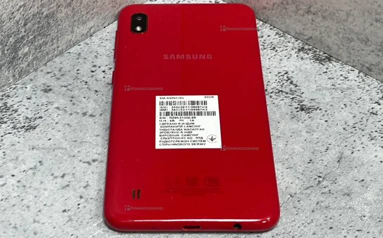 Samsung Galaxy A10 2/32 ГБ