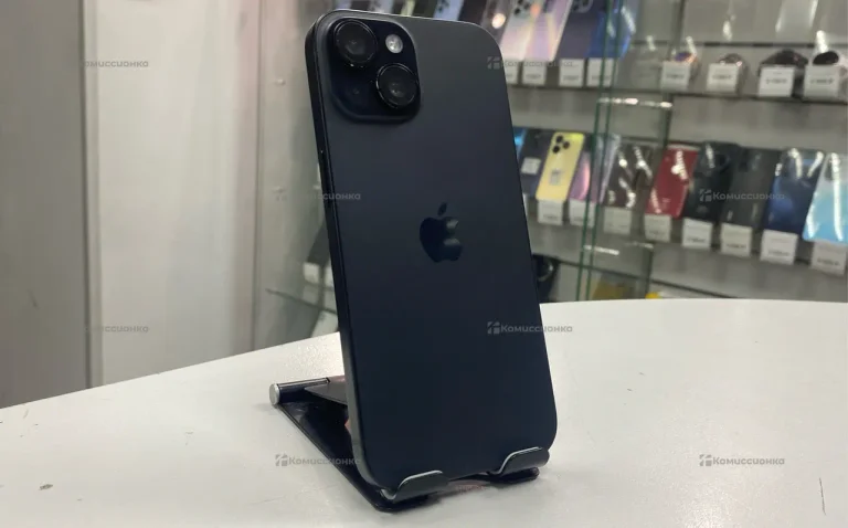 Apple iPhone 15 6/128 ГБ
