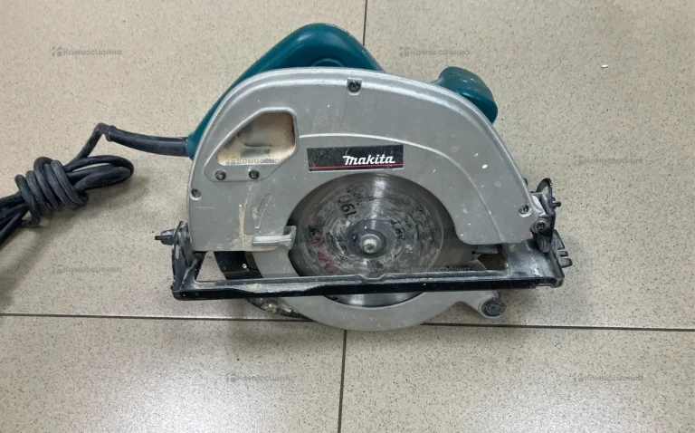 Дисковая пила makita 5704R