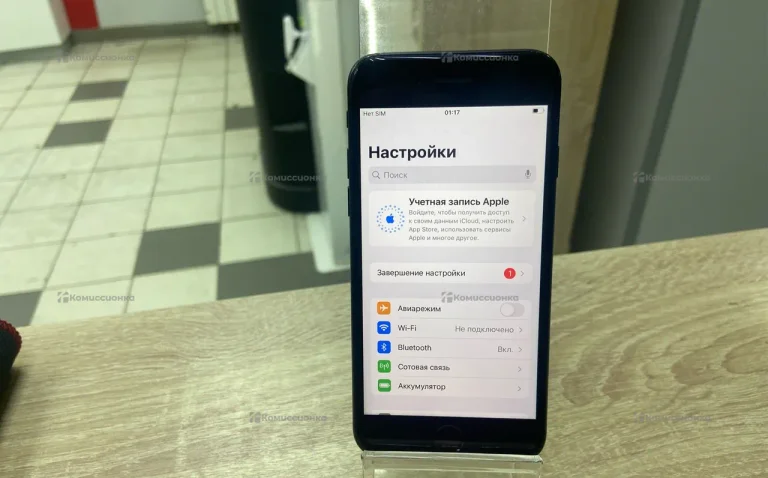 Apple iPhone SE (2020) 3/64 ГБ