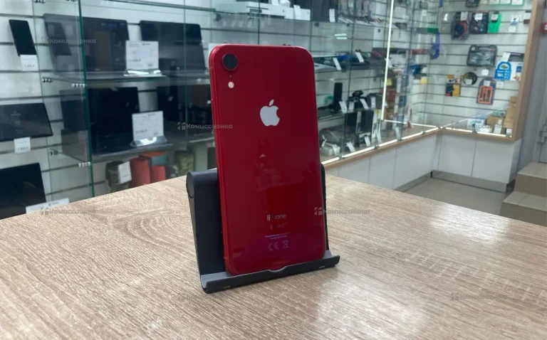 Apple iPhone XR 3/64 ГБ