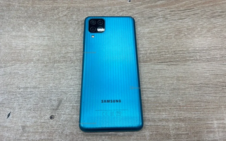 Samsung Galaxy M12 3/32 ГБ
