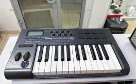 Миди клавиатура M-Audio Axiom 25