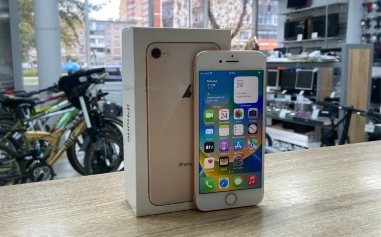 Apple iPhone 8 2/64 ГБ