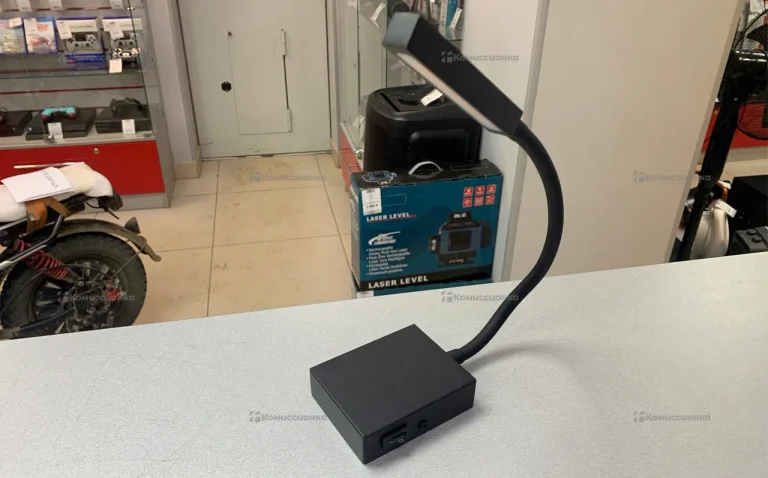 Лампа встравываемая