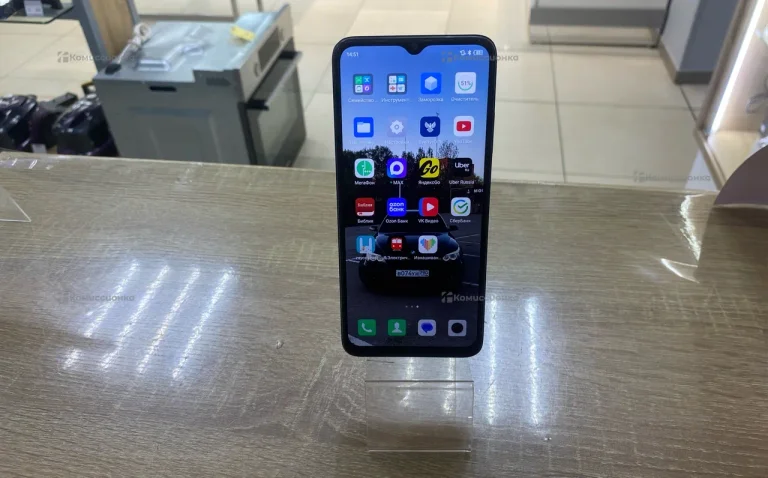 Infinix Hot 30i 4/64 ГБ