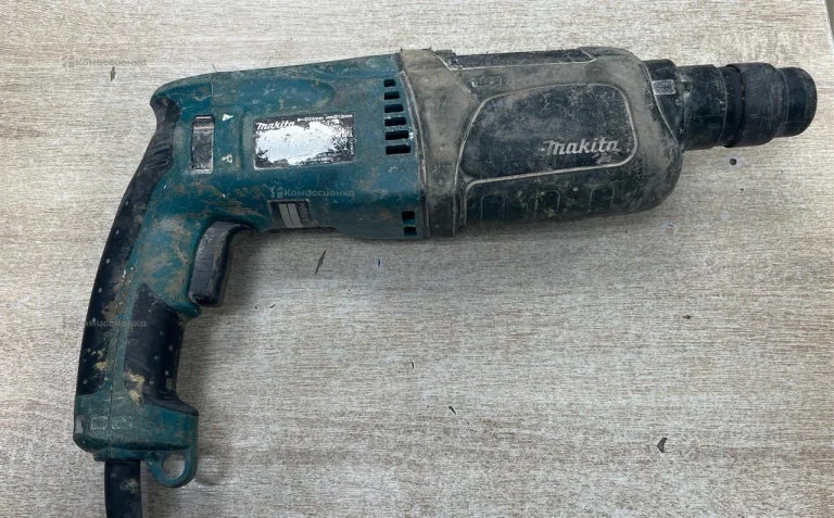 Перфоратор makita HR2470