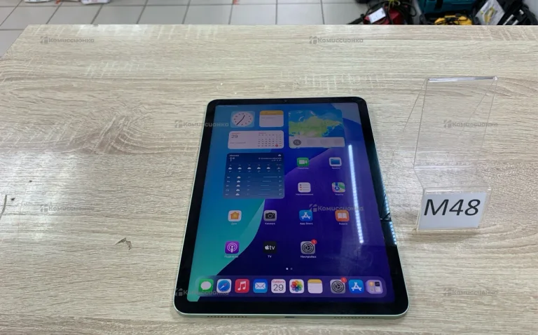 Планшет Apple iPad Air 4 64gb