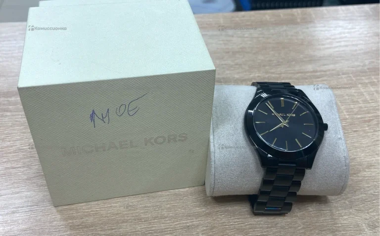 Часы  Michael Kors