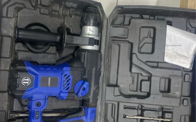 Перфоратор Oasis PR-160V