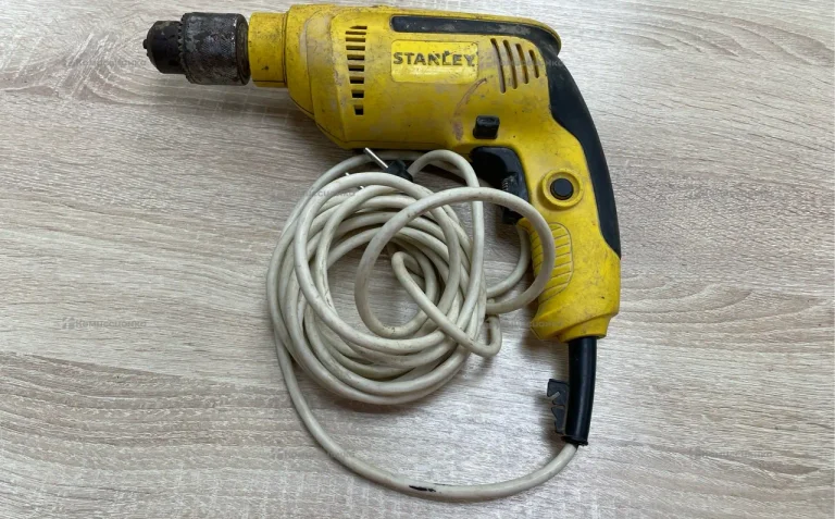 Дрель STANLEY  SDH700