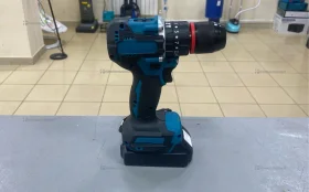 Шуруповерт Makita реп. с набором