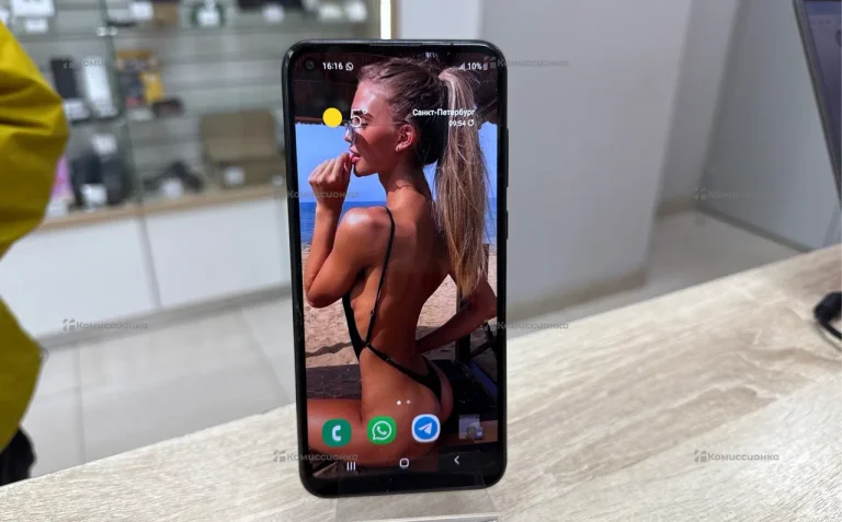 Samsung Galaxy M11 3/32 ГБ