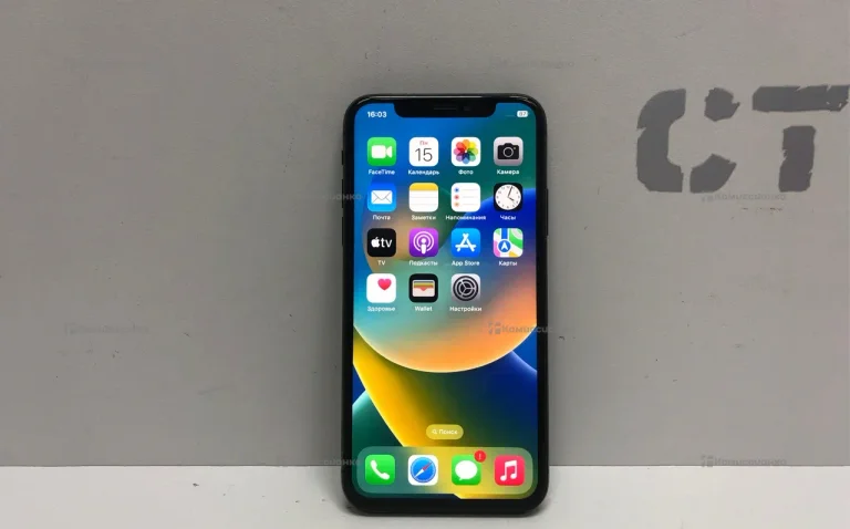 Apple iPhone X 3/64 ГБ