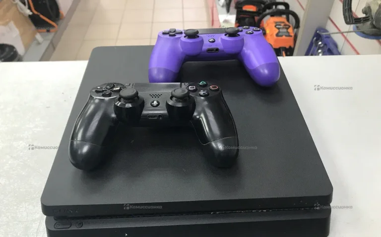 Приставка  PS4 Slim 500GB