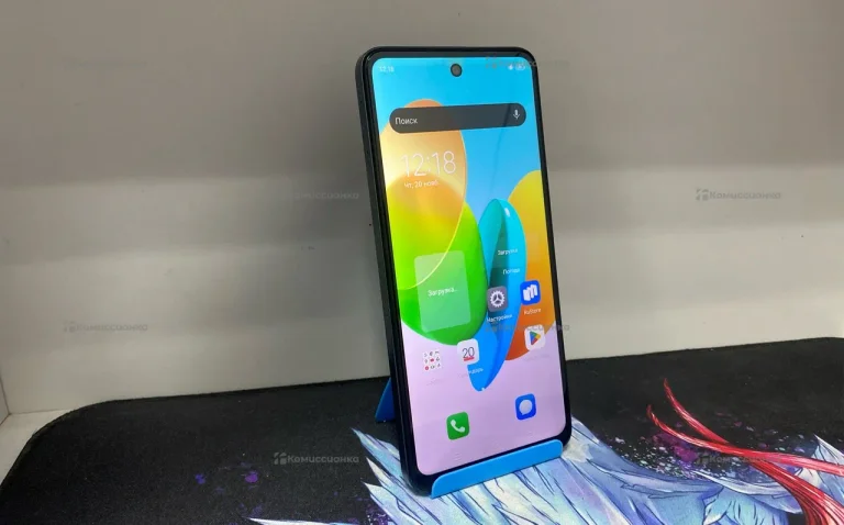 Телефон Tecno Spark 20C 4/256 ГБ