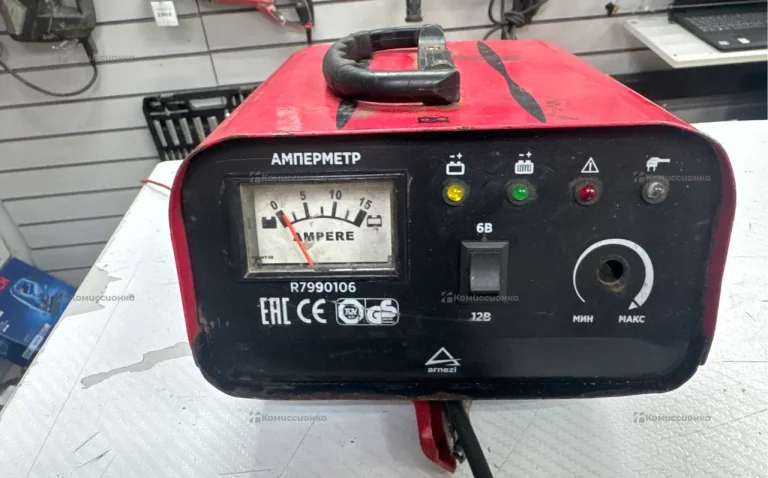 ARNEZI R7990105 Зарядное устройство ЗУ-10А (6/12В,