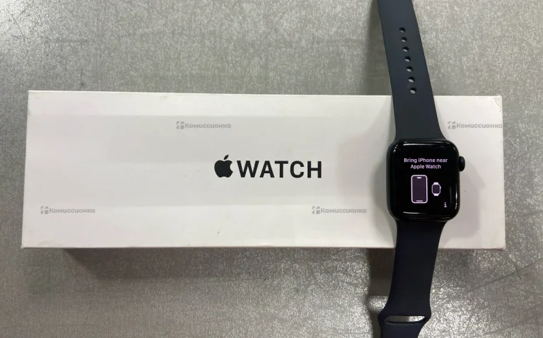 Часы  Apple Watch SE 2024 40 mm
