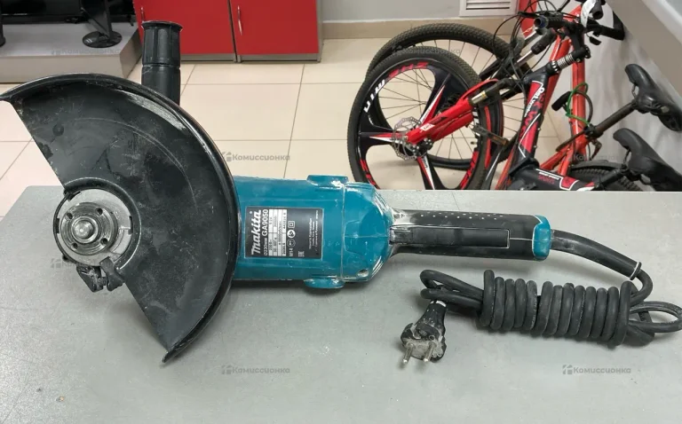 УШМ makita GA9050